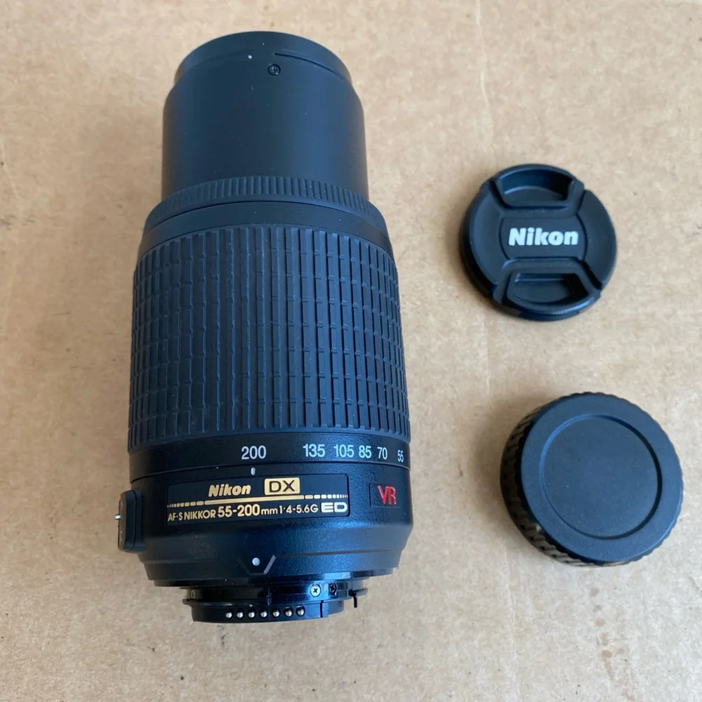 Nikon DX AF-S Nikkor 55-200mm f/4-5.6G ED VR Lens